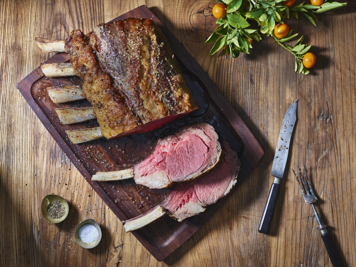 Cut prime rib and seasoning