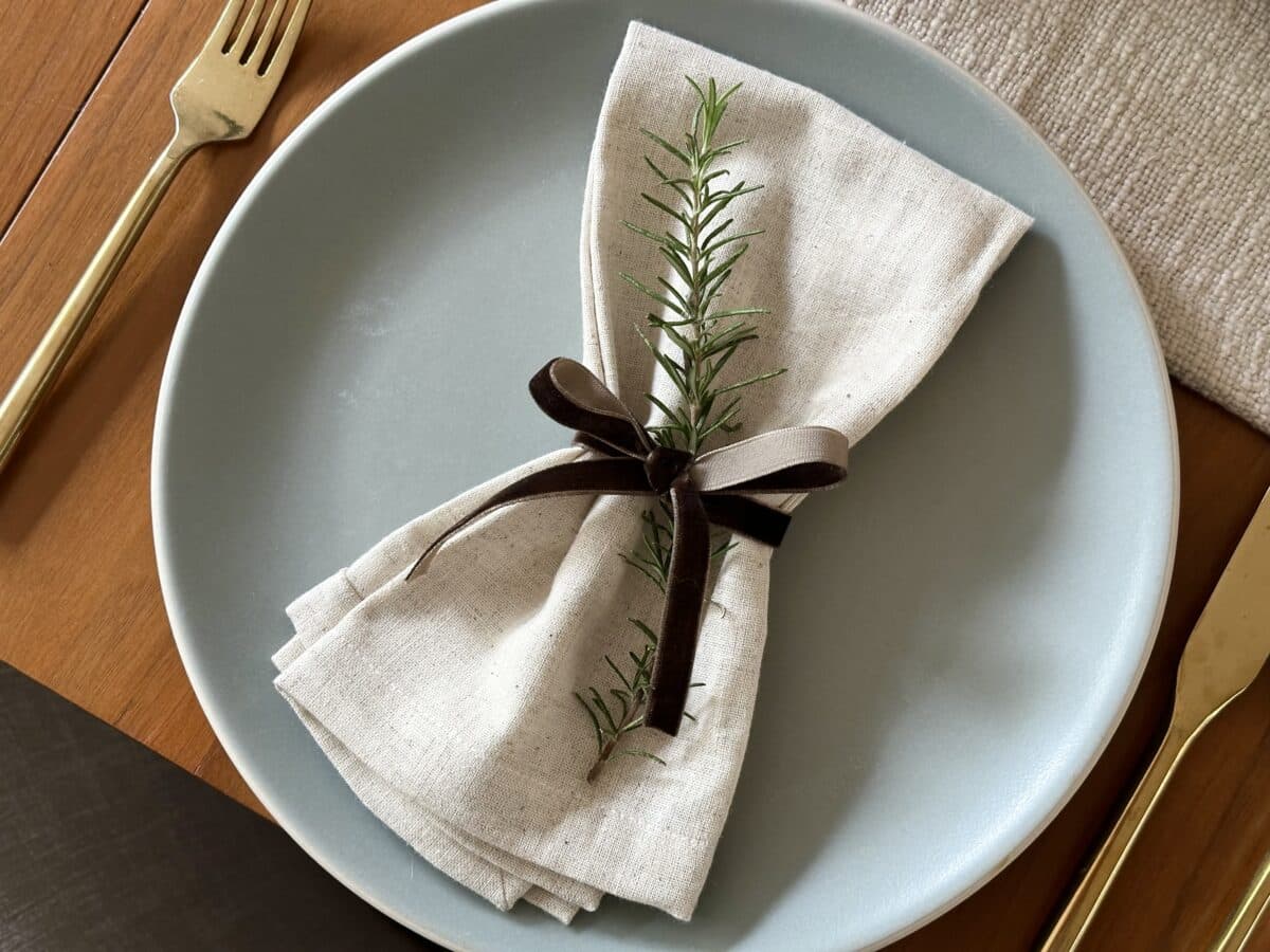 Holiday Tablescape