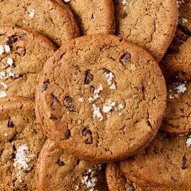 Chewy Chocolate Chip Cookies Hero