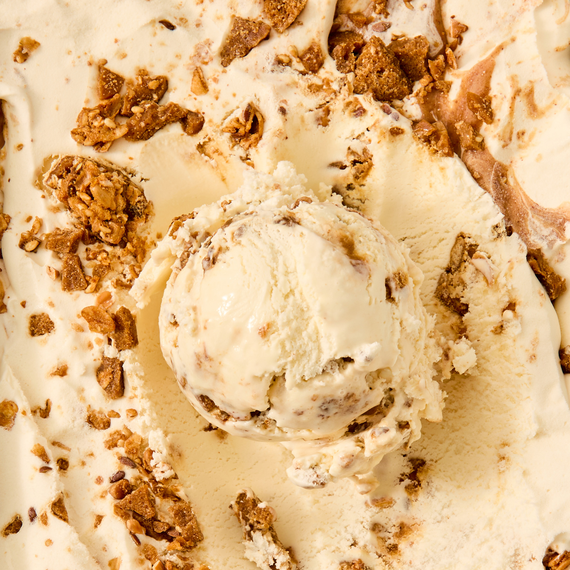Maple Adventure Crunch Scoop Product
