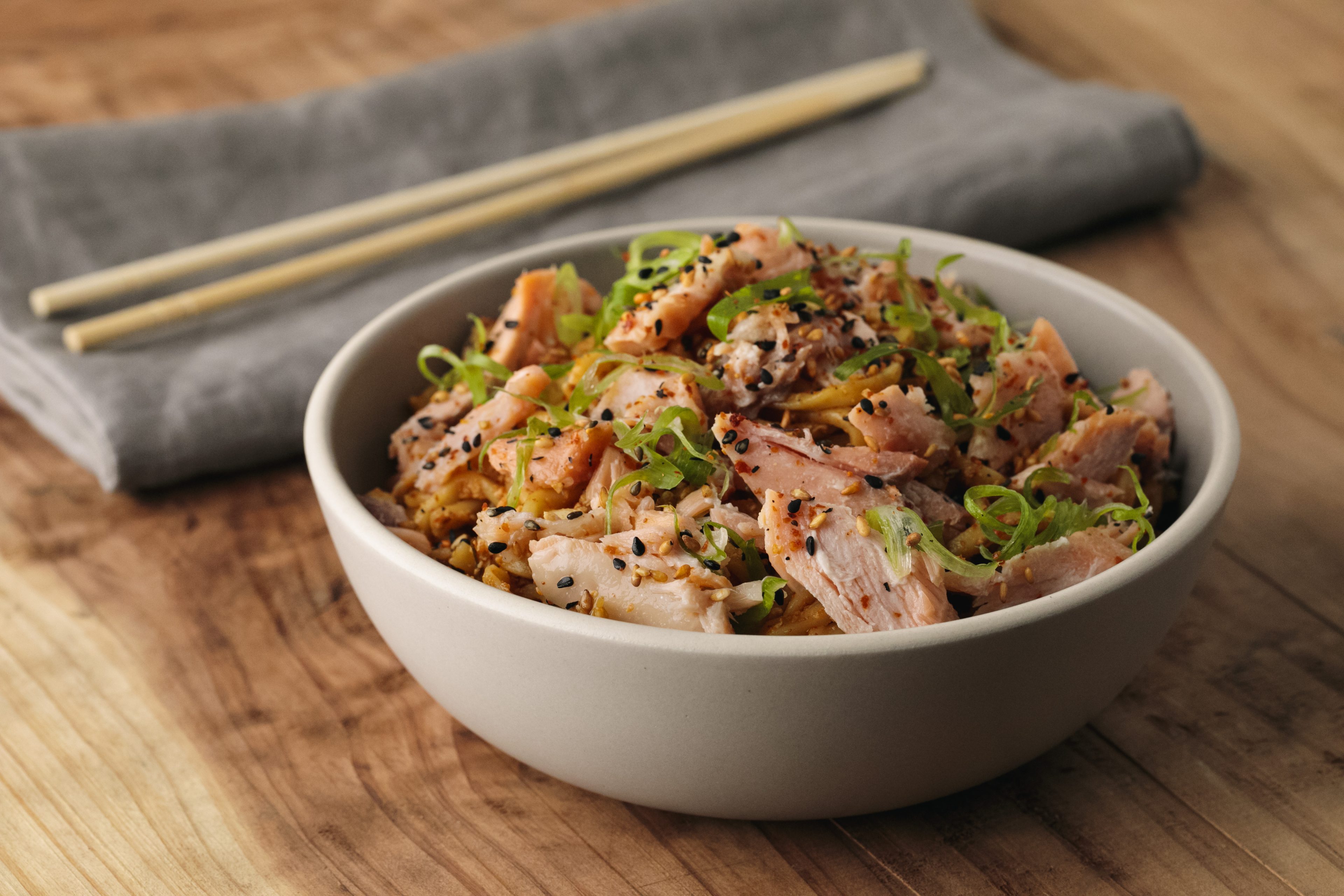 Noodles Garlicchilli Salmon 2