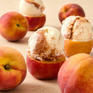 Peachcobbler Icecream Editorialforsocial (1)